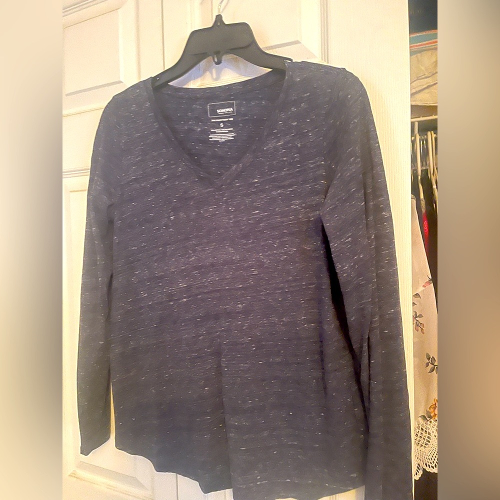 Long sleeve shirt